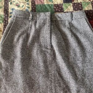 David Hollis Wool blend skirt. Lined